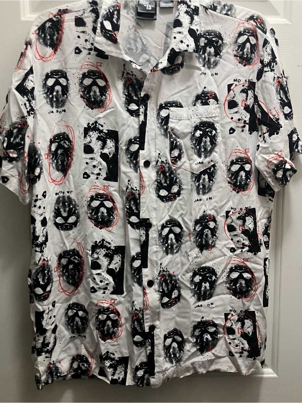 Friday the 13th Mens M White Button Up Shirt Short Sleeve Jason hockey rayon